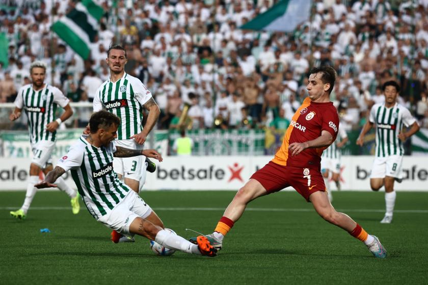 UEFA Şampiyonlar Ligi ikinci ön eleme turu maçında Zalgiris Vilnius ile Galatasaray, Litvanya'nın başkenti Vilnius'ta karşı karşıya geldi. 