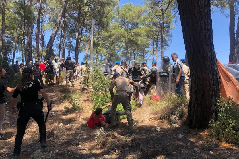 Akbelen'de kesime direnenlere jandarma müdahalesi