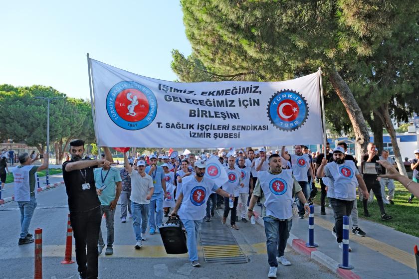 İzmir Ege Üniversitesi Hastanesi işçilerinin eyleminden fotoğraf.