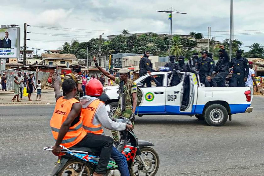 Darbe girişimi sonrası Gabon sokakları