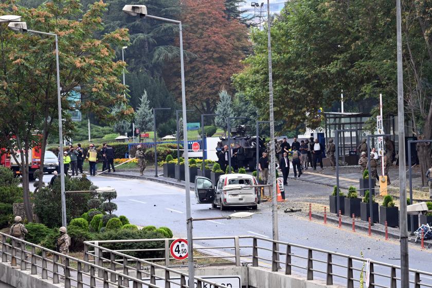 Emniyet Genel Müdürlüğü önünde bombalı saldırı