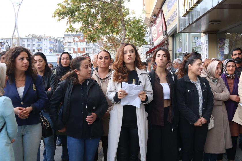 Kadınların taciz protestosu