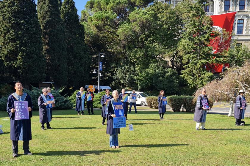 Boğaziçi akademisyen nöbeti