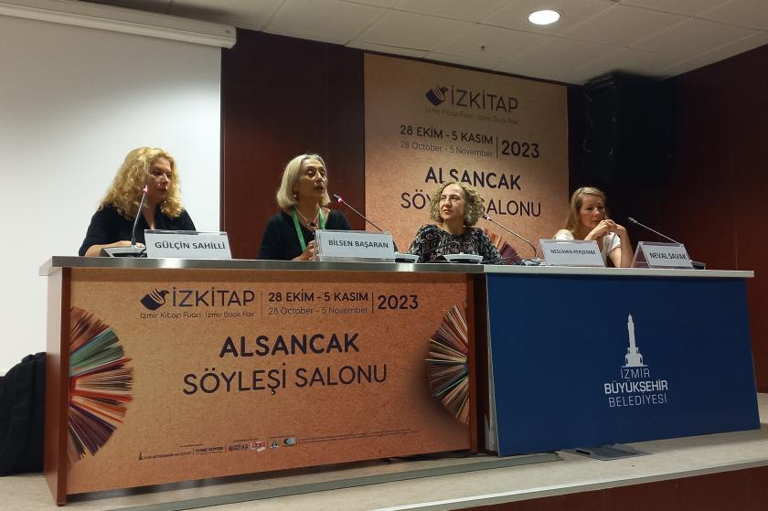 Şair kadınlar panelde