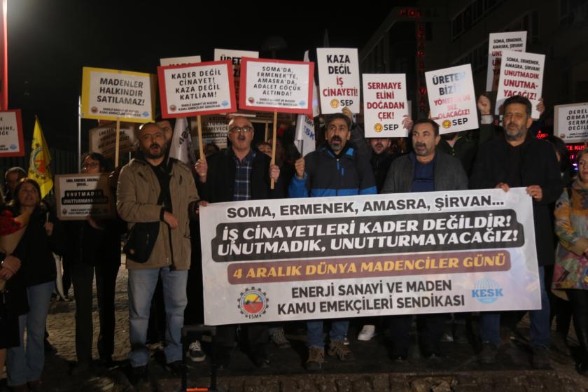 Enerji Sanayi ve Maden Kamu Emekçileri Sendikası  üyeleri