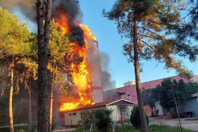 Adana eski Devlet Hastanesinde yangın