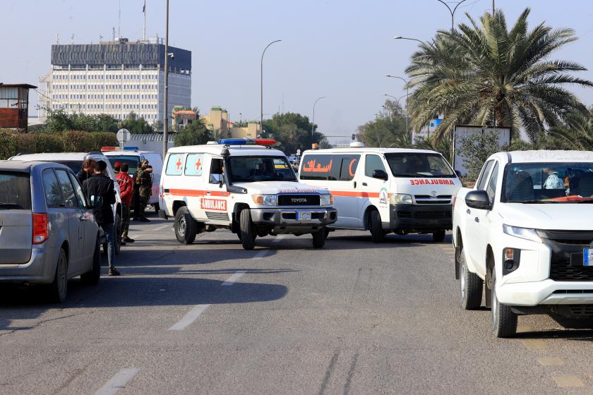 ambulans ve sivil araçlar