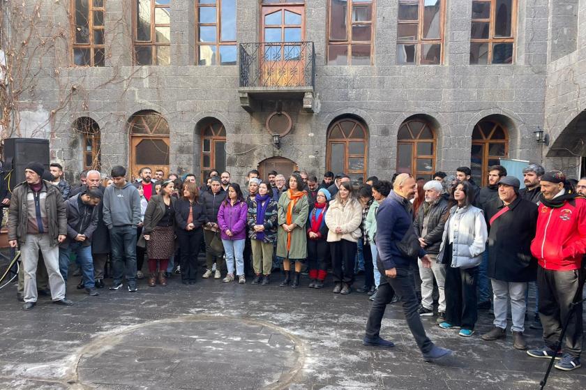 Diyarbakır'daki açıklama sonrası toplu fotoğraf