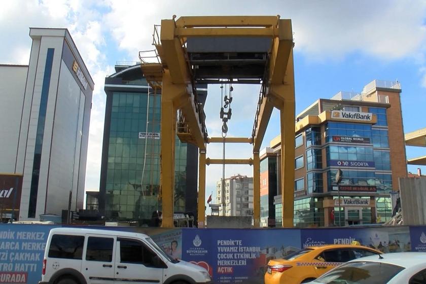 İstanbul Pendik'te metro istasyonu çalışması