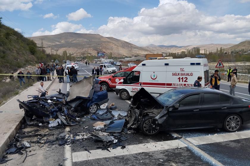 Malatya'da 3 kişinin öldüğü kazada kaza yapan araçlar