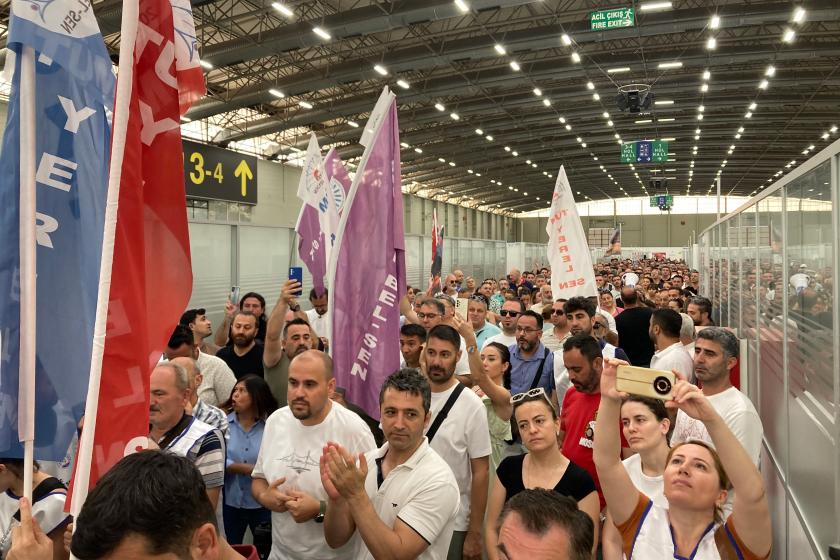 İzBB kamu emekçileri eylemde: TİS hakkımız gasbedilemez