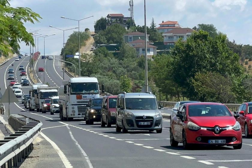 İstanbul Tekirdağ yolunda araç tarfiği