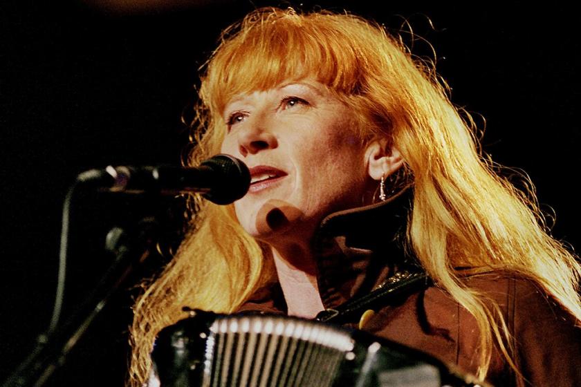 Kanadalı Şarkıcı ve Besteci Loreena McKennitt 