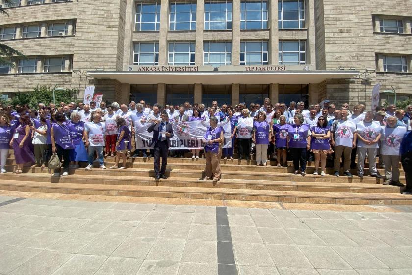 "Şiddetsiz, güvenli, güvenceli hekimlik için TTB bizim"