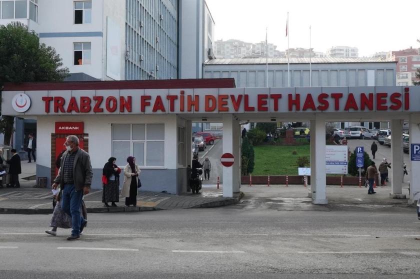 Trabzon’da rapor vermediği bahanesiyle doktora saldırı