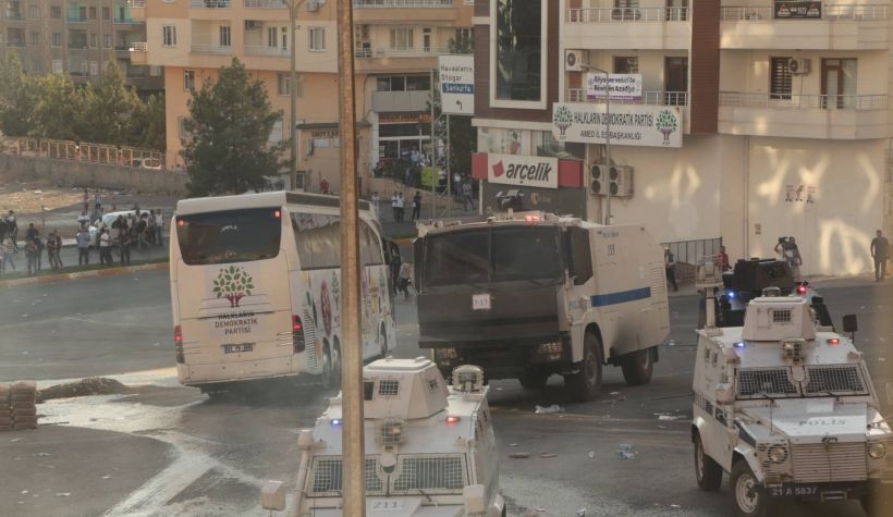 Gemlik yürüyüşüne polis saldırdı