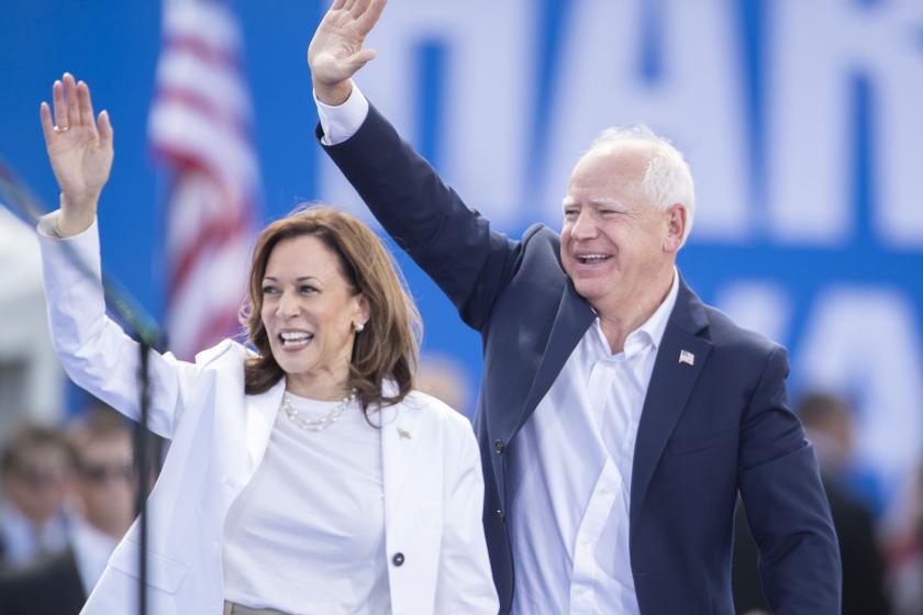 Kamala Harris ve Tim Walz