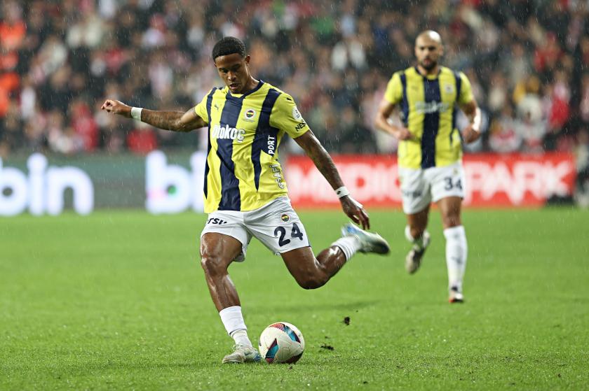 Fenerbahçeli Jayden Oosterwolde