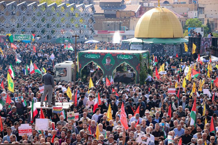 İranlı General Abbas Nilfuruşan için Tahran'da cenaze töreni düzenlendi