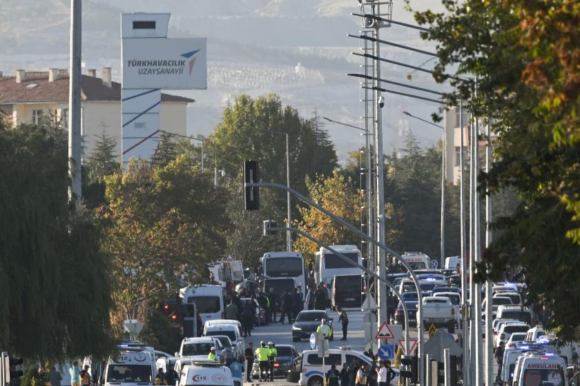 Saldırı sonrası TUSAŞ önünde hareketlilik