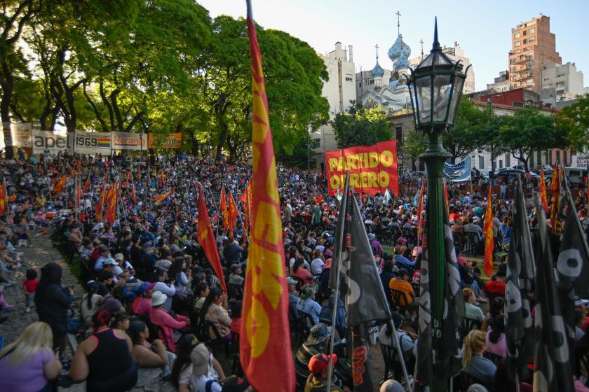 Arjantinliler başkent Buenos Aires'te Başkan Milei’nin politikalarını protesto etti