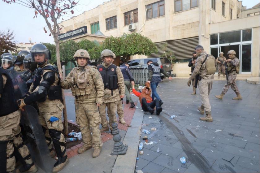 Batman'da kayyım eyleminde polis şiddeti