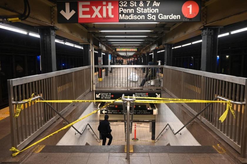 ABD'de bir kişinin uyurken yakıldığı metro