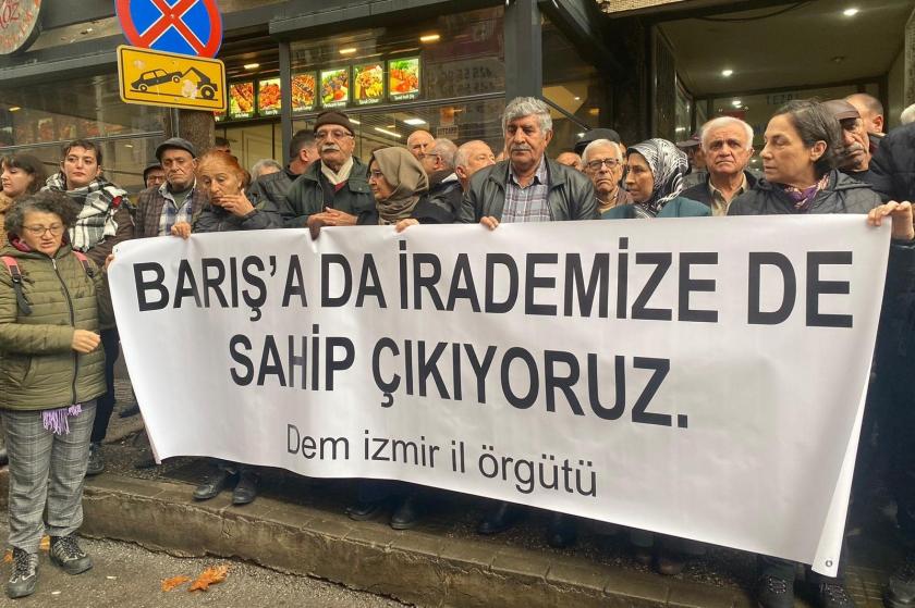 dem parti izmir il örgütü kayyıma karşı basın açıklaması yaptı