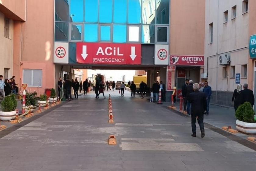 Acil servis girişi