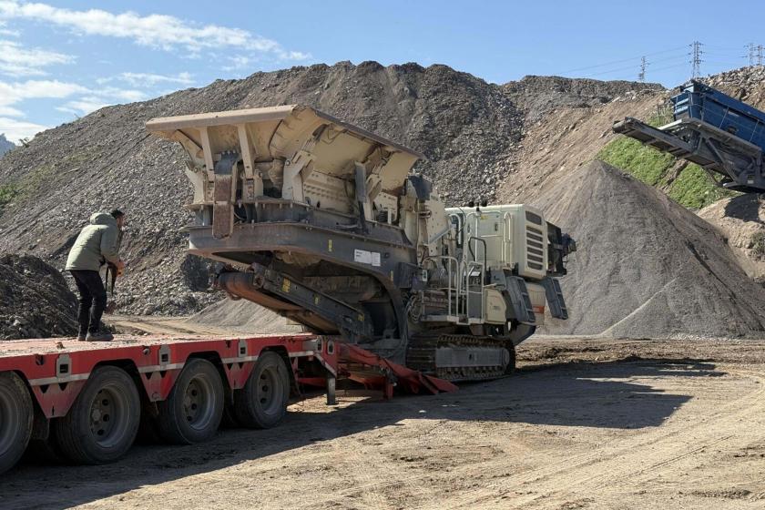 Muğla'da mera alanındaki kaçak taş kırma ve eleme tesisine 5 milyon lira ceza