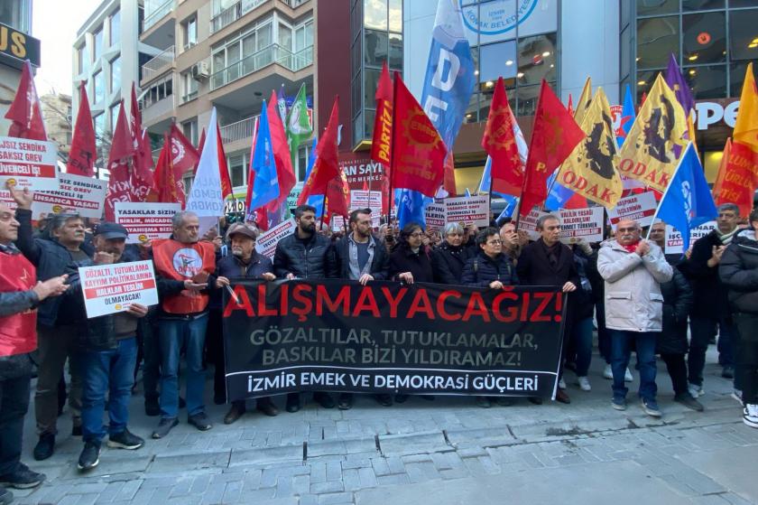 Gözaltı ve tutuklamalar İzmir’de protesto edildi: “Baskılara alışmayacağız”