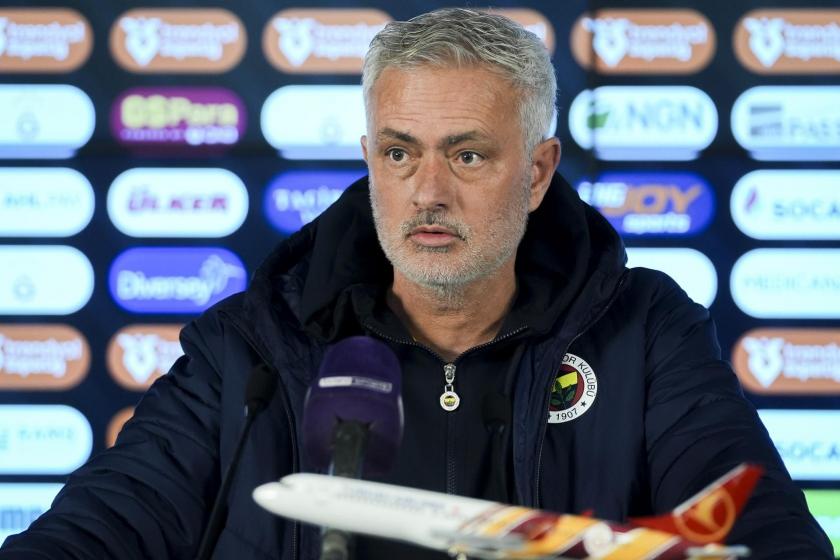 Galatasaray, Jose Mourinho'yu "Irkçılık" iddiasıyla UEFA ve FIFA'ya şikayet edecek