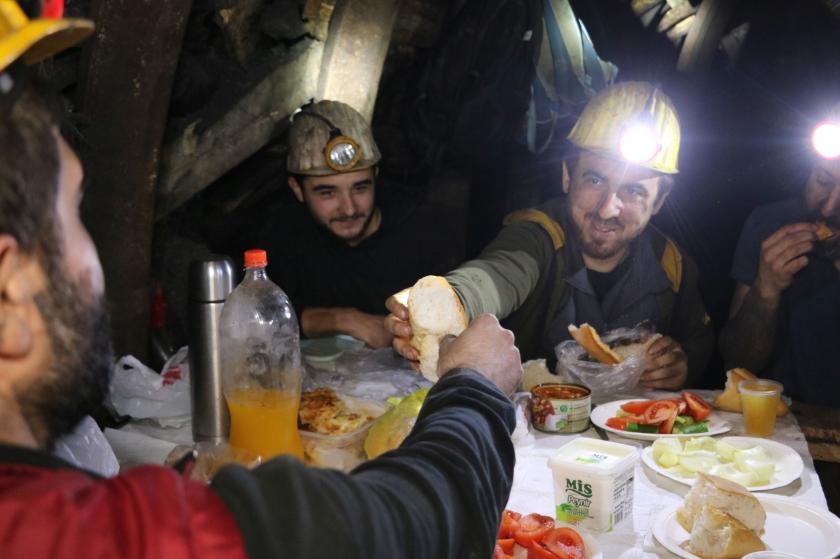 Zonguldak maden işçileri sahurda da yerin altındaydı