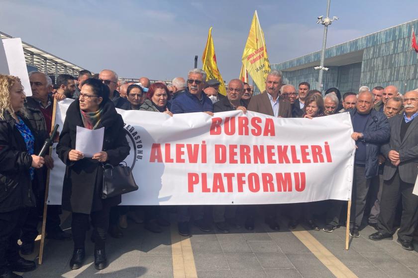 ​​​​​​​Bursa'da Alevi örgütleri Suriye'deki Alevi katliamını protesto etti