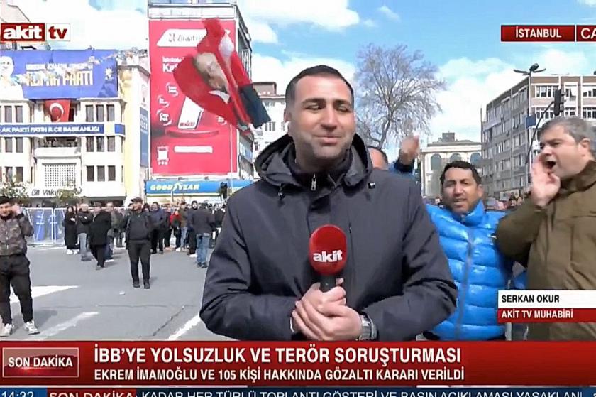 Akit TV Muhabiri, İmamoğlu protestosunda vatandaşlar tarafından uzaklaştırıldı