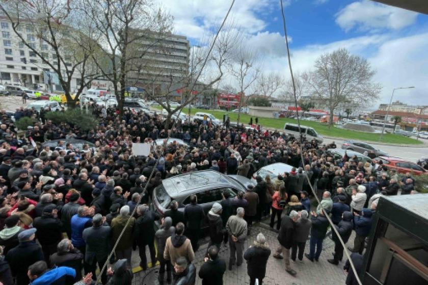 İmamoğlu'nun gözaltına alınması Bursa'da protesto edildi: “Örgütlü gücümüzle bu hukuksuzluğa dur diyelim”