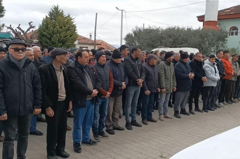 Aydın'da kendisine takıntılı erkek tarafından öldürülen Sabriye Türköz toprağa verildi