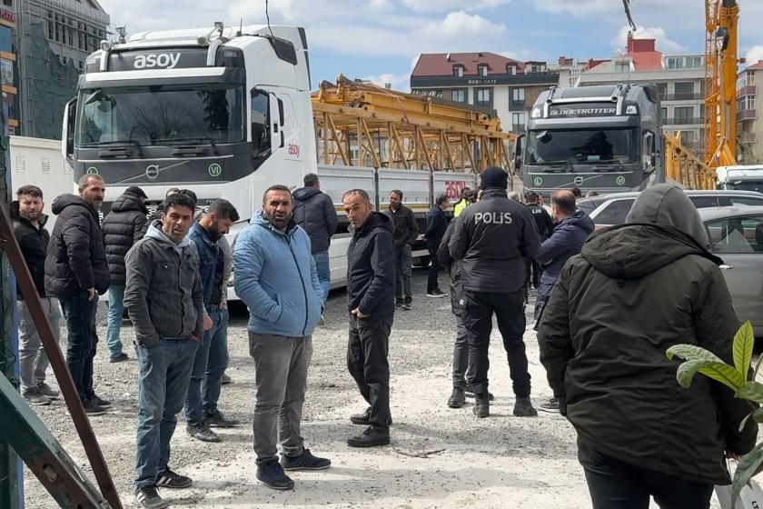 Avcılar'da paralarını alamayan işçiler eylem yaptı