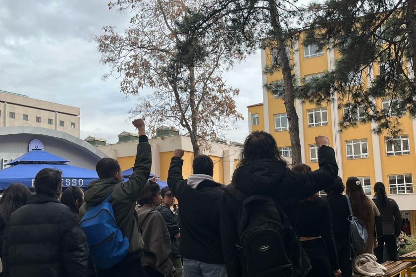 Ankara Üniversitesi öğrencilerine ülkücüler saldırdı