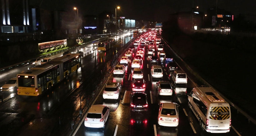 İstanbul'da trafik felç