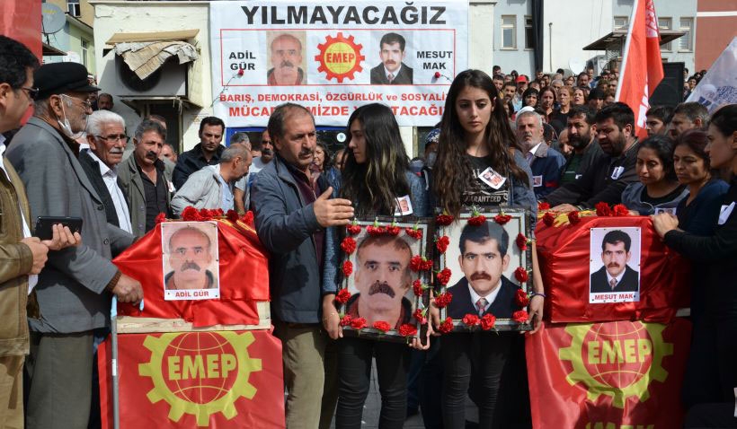 Mücadele ve sürgün içinde iki yaşam tek hikaye!