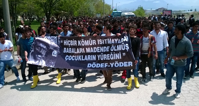 YYÜ'de maden katliamını protesto eden öğrencilere ceza