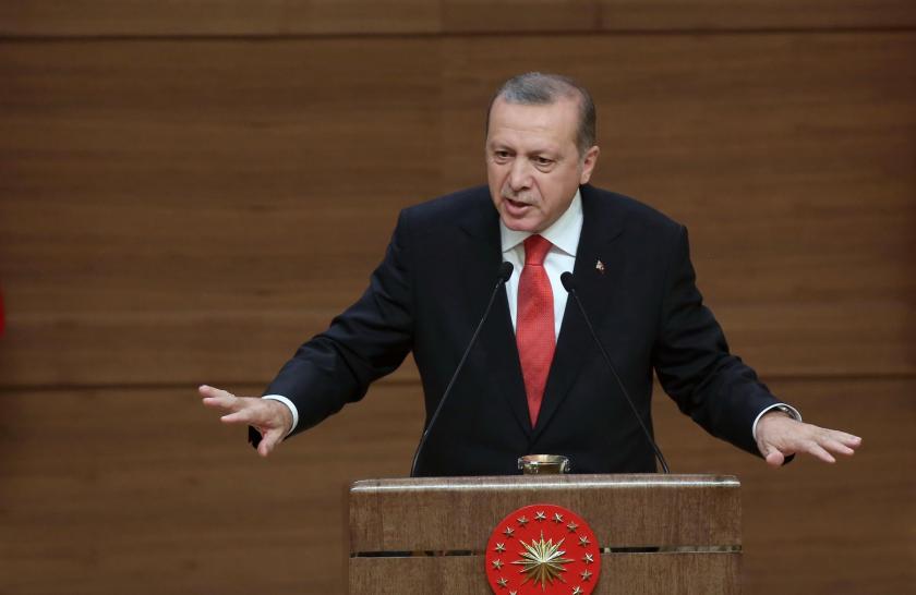 Erdoğan'dan Paris açıklaması: Terörizm konusunda ilkeli tavrımızı sürdüreceğiz