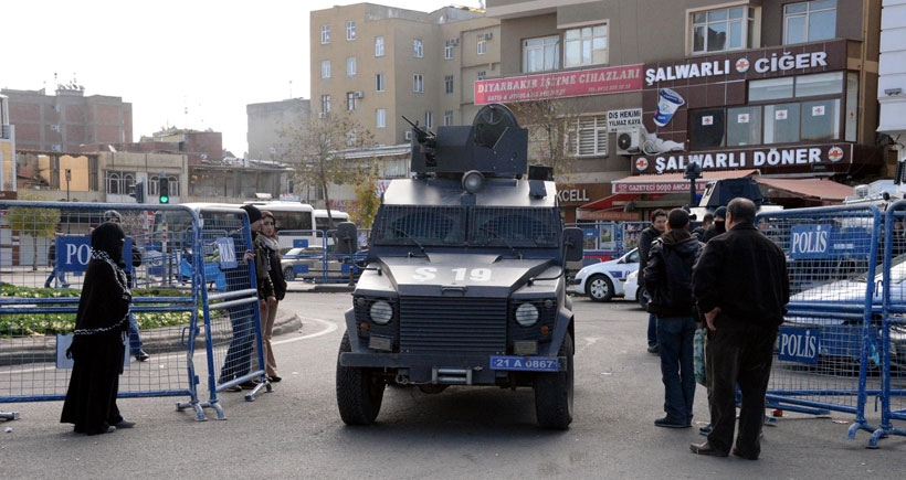 'Binlerce polis var, katliamdan endişe ediyoruz'