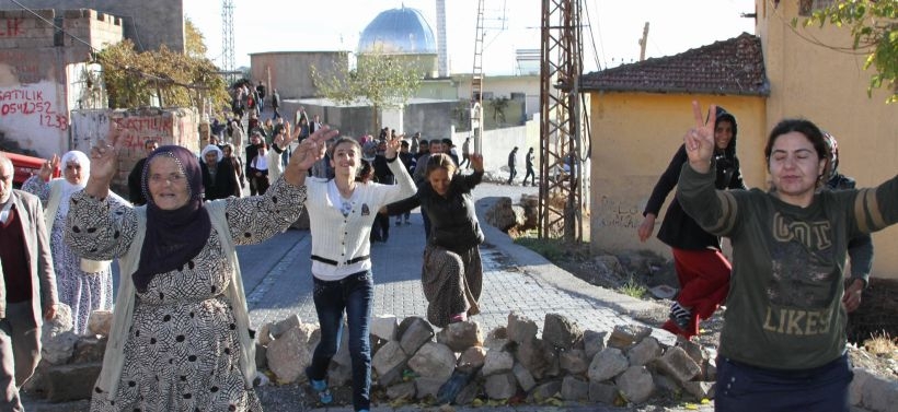 8 günlük ablukanın ardından Derik'ten fotoğraflar