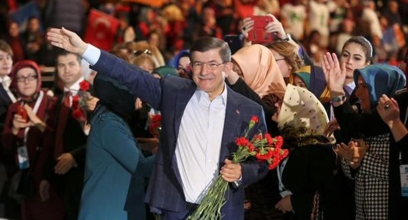 Davutoğlu: Sayımız yetmezse de milletin rızasıyla yeni Anayasa yazacağız