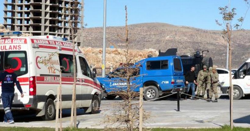 Mardin'de askeri araç devrildi: 10 asker yaralandı