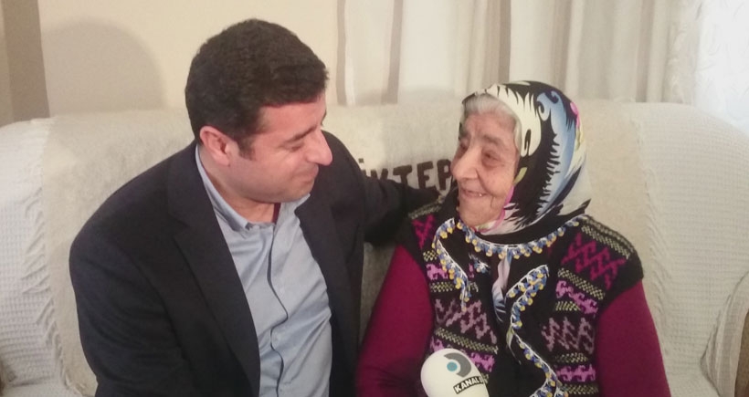 Selahattin Demirtaş, Fadime Ana’yı ziyaret etti