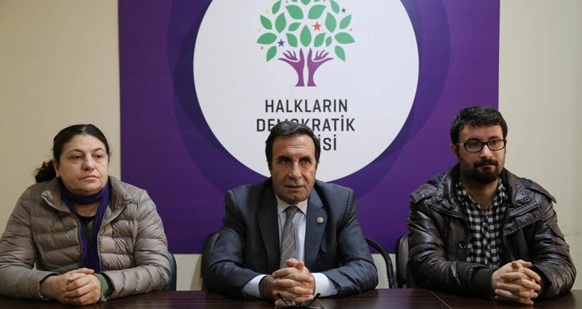 HDP Milletvekili Mehmet Emin Adıyaman'ın evini polis bastı