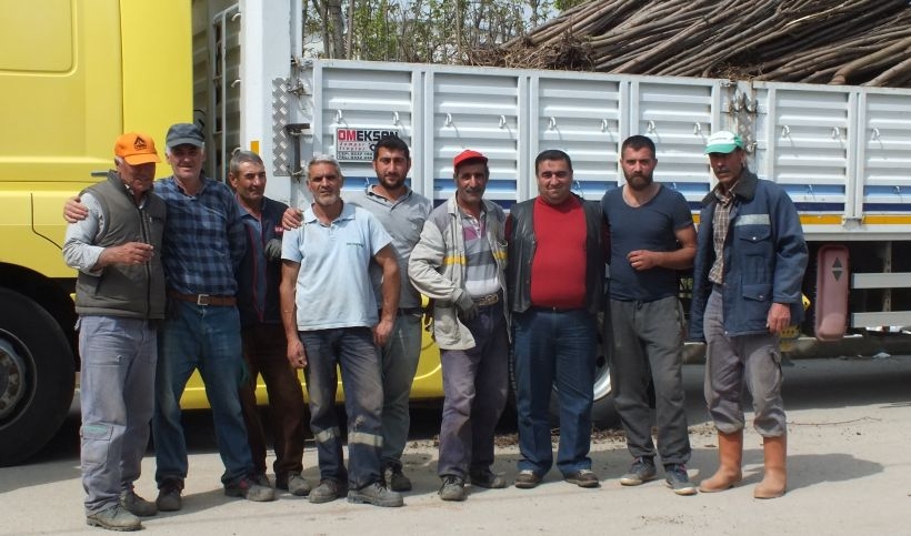 Dersim’e iki TIR çiçek gönderildi